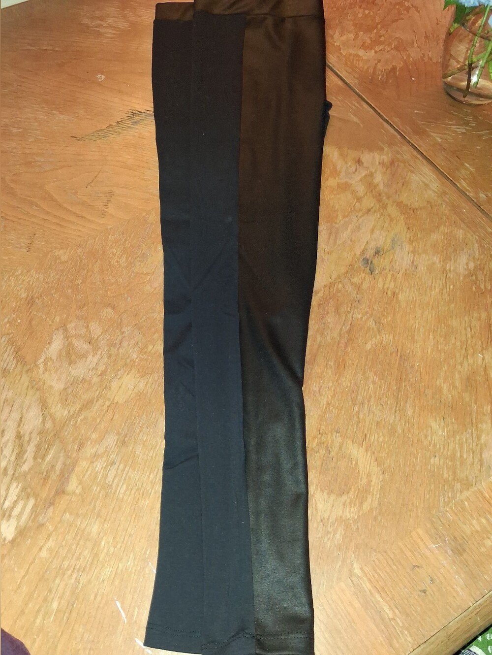 Willow & Clay Women's Black Two-Tone Straight Leg Pants